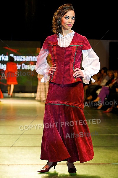 2009-04-24 Budapest Fashion Week, Szarka Zsuzsanna