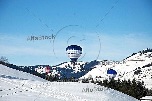 2010-01-23 Hot air balloon festival in the Tannheim Valley. Austria