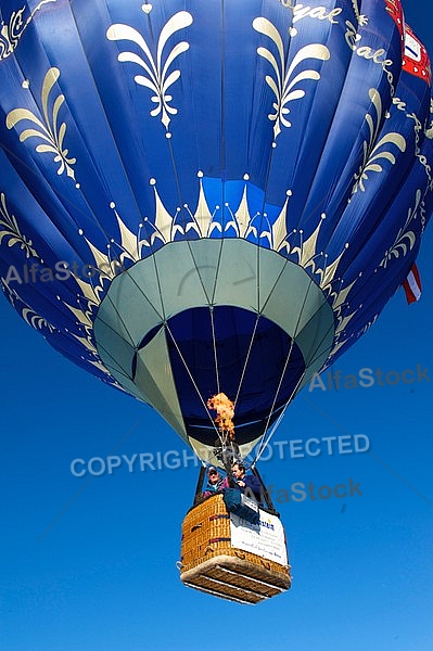 2010-01-23 Hot air balloon festival in the Tannheim Valley, Austria