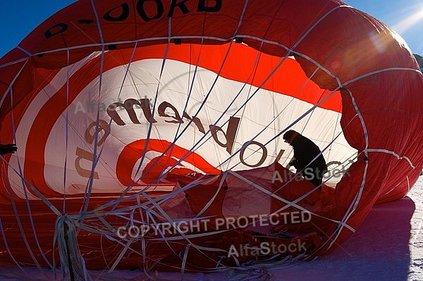 2010-01-23 Hot air balloon festival in the Tannheim Valley, Austria