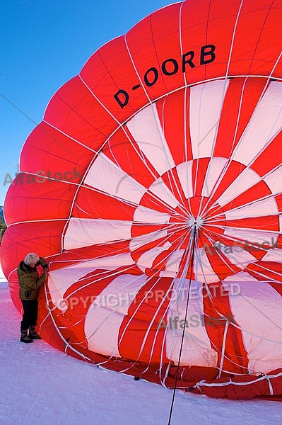 2010-01-23 Hot air balloon festival in the Tannheim Valley, Austria