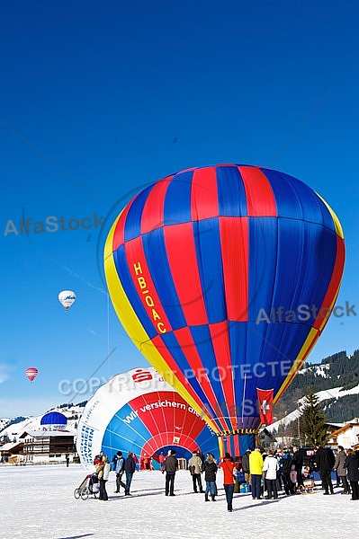 2010-01-23 Hot air balloon festival in the Tannheim Valley, Austria