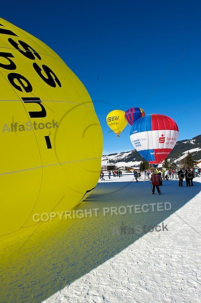 2010-01-23 Hot air balloon festival in the Tannheim Valley, Austria