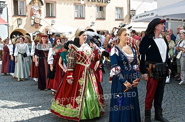 2011-09-03-04 Kaiser Maximilen 1. Festumzüge, Füssen, Bavaria, Germany