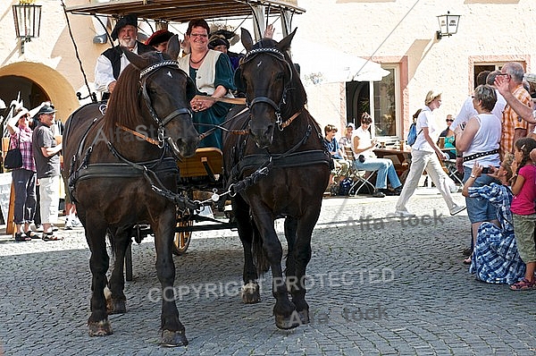 2011-09-03-04 Kaiser Maximilen 1. Festumzüge, Füssen, Bavaria, Germany