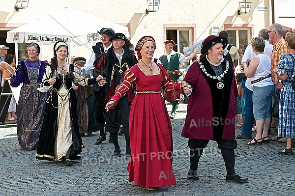 2011-09-03-04 Kaiser Maximilen 1. Festumzüge, Füssen, Bavaria, Germany