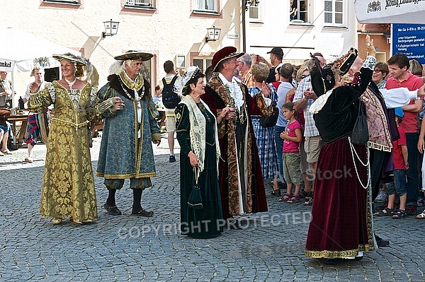 2011-09-03-04 Kaiser Maximilen 1. Festumzüge, Füssen, Bavaria, Germany