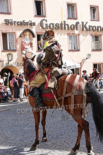 2011-09-03-04 Kaiser Maximilen 1. Festumzüge, Füssen, Bavaria, Germany