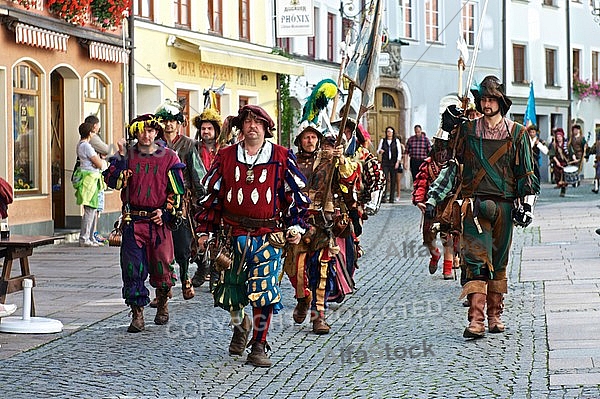 2011-09-03-04 Kaiser Maximilen 1. Festumzüge, Füssen, Bavaria, Germany