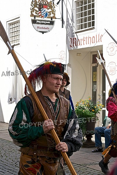 2011-09-03-04 Kaiser Maximilen 1. Festumzüge, Füssen, Bavaria, Germany