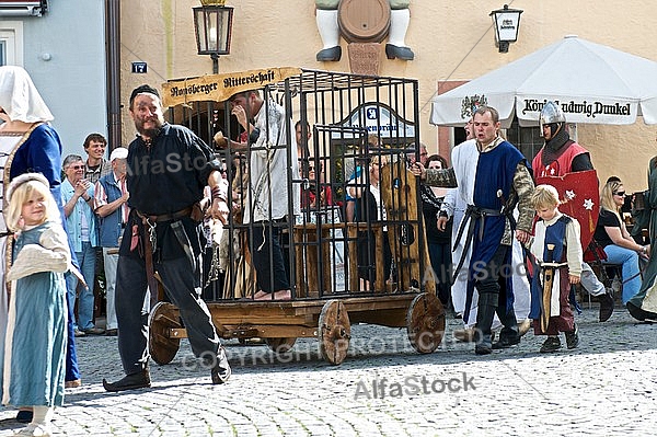 2011-09-03-04 Kaiser Maximilen 1. Festumzüge, Füssen, Bavaria, Germany