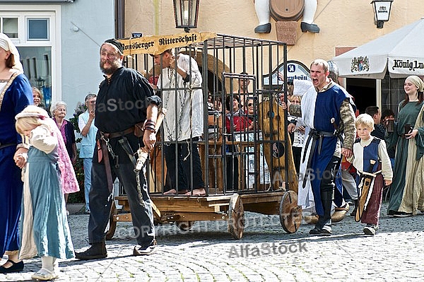 2011-09-03-04 Kaiser Maximilen 1. Festumzüge, Füssen, Bavaria, Germany