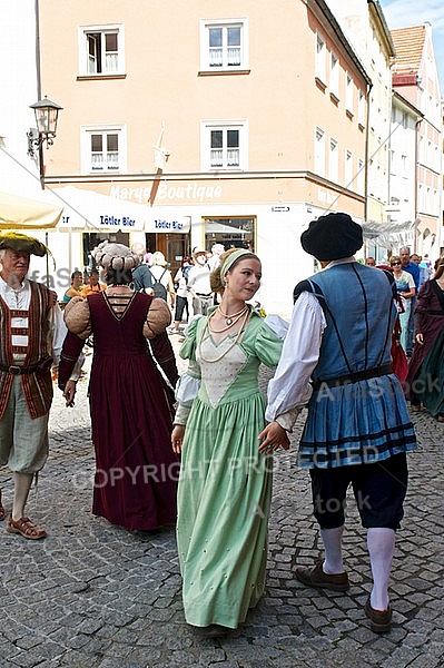 2011-09-03-04 Kaiser Maximilen 1. Festumzüge, Füssen, Bavaria, Germany