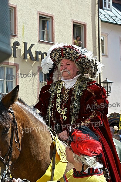 2011-09-03-04 Kaiser Maximilen 1. Festumzüge, Füssen, Bavaria, Germany