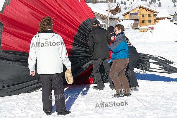 2012-01-15 Hot air balloon festival in the Tannheim Valley, Austria