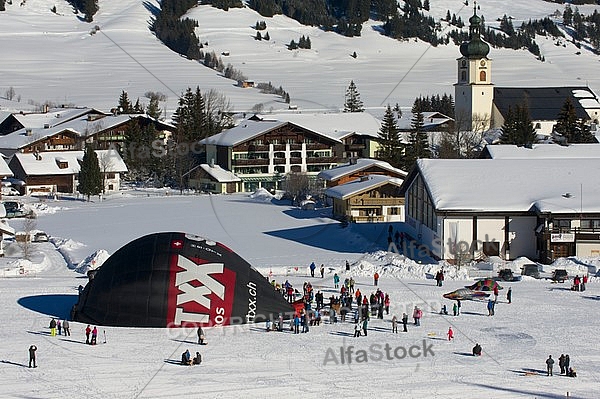 2012-01-15 Hot air balloon festival in the Tannheim Valley, Austria