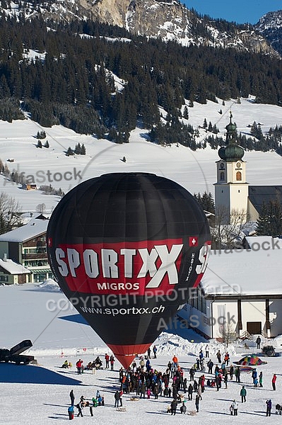 2012-01-15 Hot air balloon festival in the Tannheim Valley, Austria