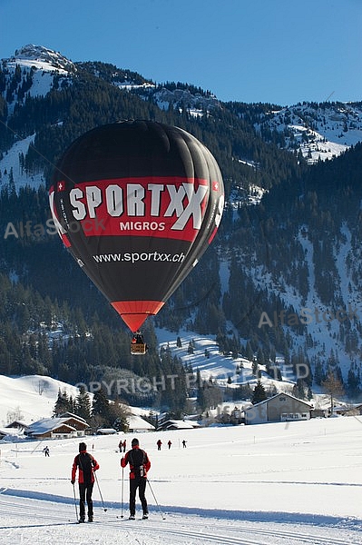 2012-01-15 Hot air balloon festival in the Tannheim Valley, Austria