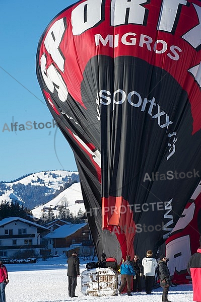 2012-01-15 Hot air balloon festival in the Tannheim Valley, Austria