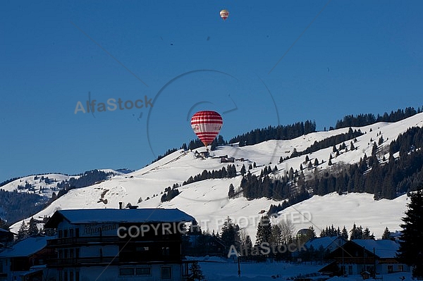 2012-01-15 Hot air balloon festival in the Tannheim Valley, Austria