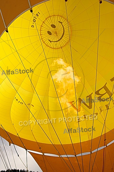 2013-01-20 Hot air balloon festival in the Tannheim Valley, Austria