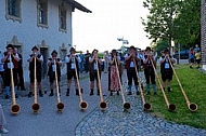 2013-07-21 Platzkonzert - Männerchor, Alphorngruppe, Musikkapelle Eisenberg in Maria Hilf