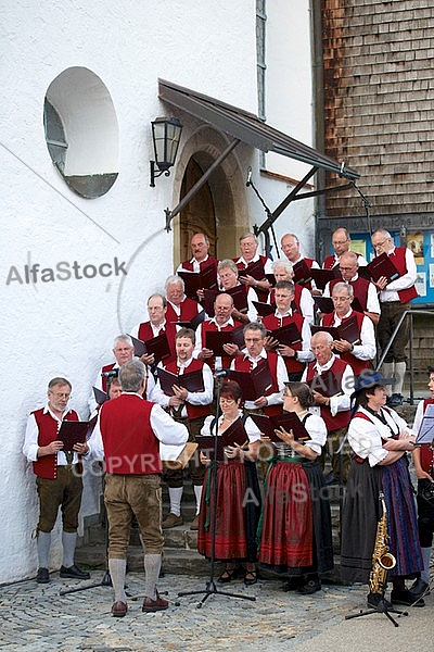 2013-07-21 Platzkonzert - Männerchor, Alphorngruppe, Musikkapelle Eisenberg in Maria Hilf