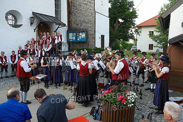 2013-07-21 Platzkonzert - Männerchor, Alphorngruppe, Musikkapelle Eisenberg in Maria Hilf