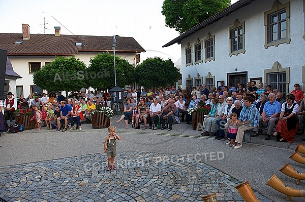 2013-07-21 Platzkonzert - Männerchor, Alphorngruppe, Musikkapelle Eisenberg in Maria Hilf