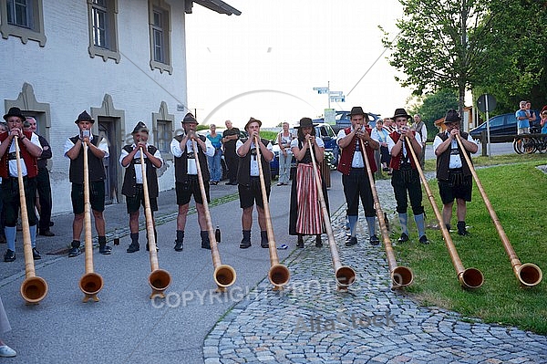 2013-07-21 Platzkonzert - Männerchor, Alphorngruppe, Musikkapelle Eisenberg in Maria Hilf