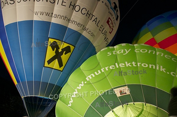 2014-01-15 Hot air balloon festival in the Tannheim Valley, Austria