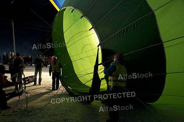 2014-01-15 Hot air balloon festival in the Tannheim Valley, Austria