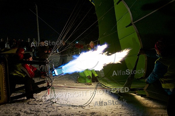 2014-01-15 Hot air balloon festival in the Tannheim Valley, Austria