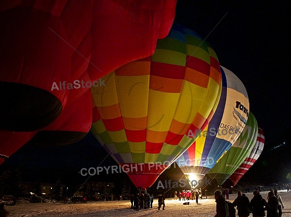 2014-01-15 Hot air balloon festival in the Tannheim Valley, Austria