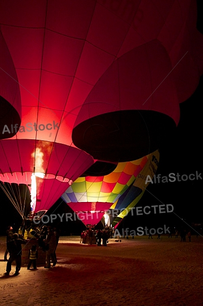 2014-01-15 Hot air balloon festival in the Tannheim Valley, Austria