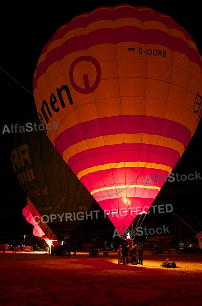 2014-01-15 Hot air balloon festival in the Tannheim Valley, Austria