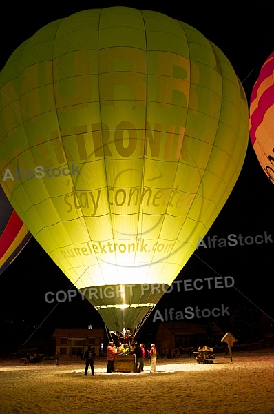 2014-01-15 Hot air balloon festival in the Tannheim Valley, Austria