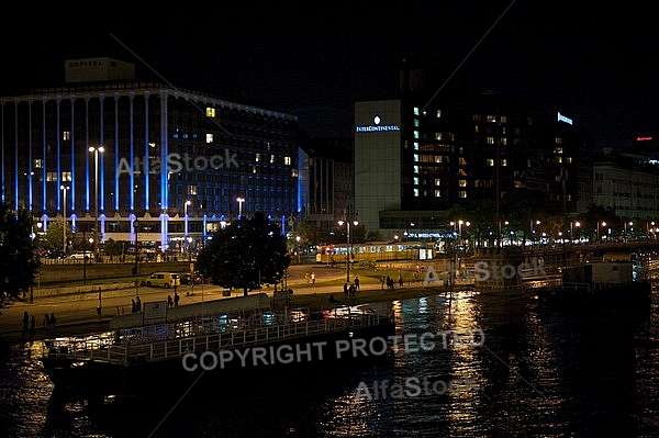 Budapest by night, Hungary