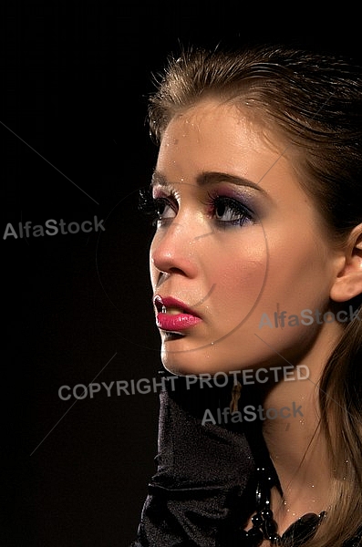 Girl with black clothes and brown hair
