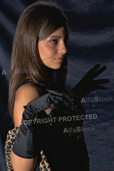 Girl with brown hair and black dress