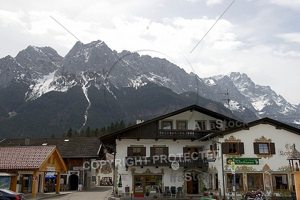House, Zugspitze, Grainau, Alpen, Bayern, Germany