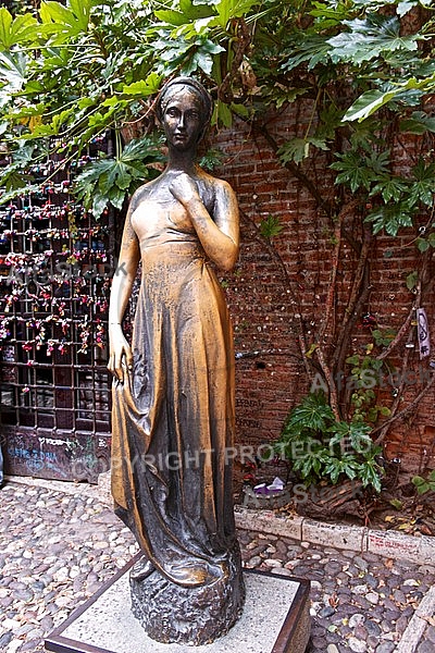 Juliet's house ,Verona, Italy