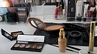 Makup tools, Make-up