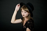 Modell girl posing with hat