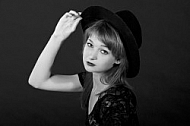Modell girl posing with hat