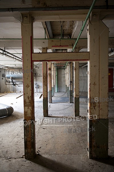 Old room with Iron columns