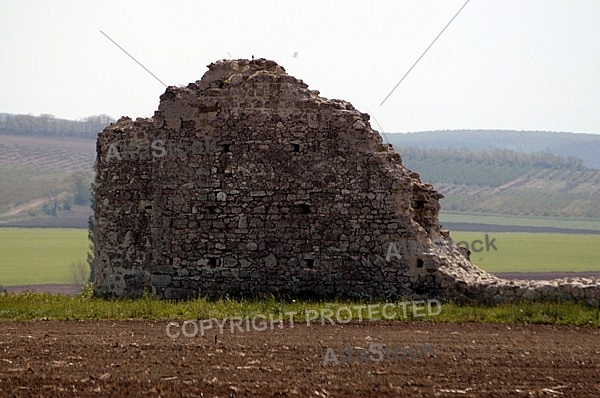 Ruined castle