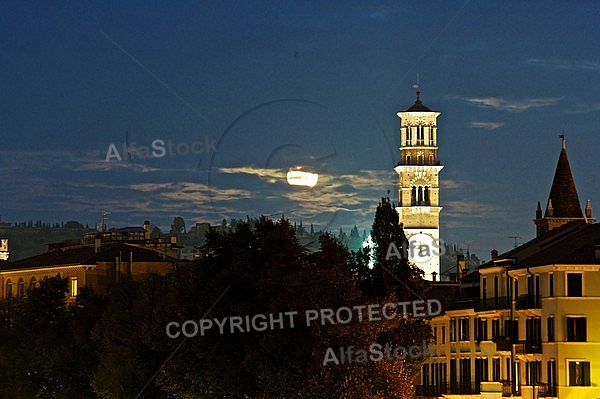 Verona by night, Italy