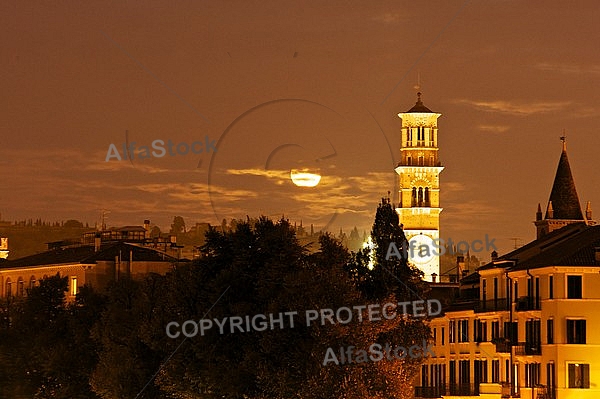 Verona by night, Italy