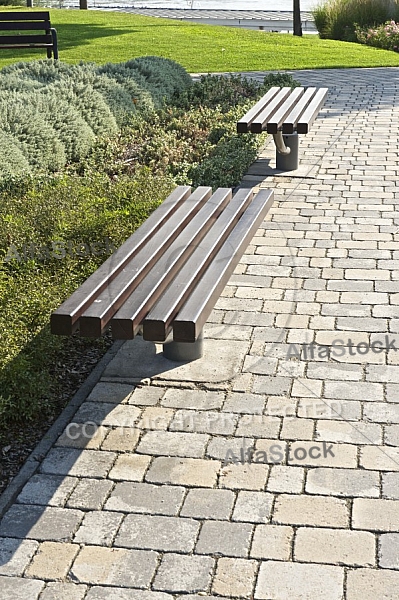 Benches in the park, recreation, take it easy.